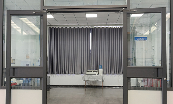 力學(xué)實(shí)驗(yàn)室